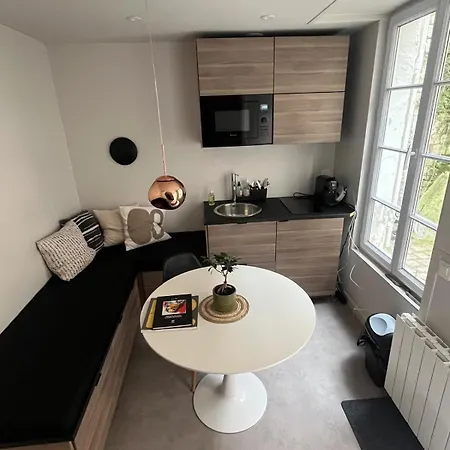 בית נופש Charmante Maison Centre Ville אנגולם